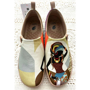 UIN Art Slip-on Shoes Women's Size 10.5 Lightweight Comfortable "African Beauty"
